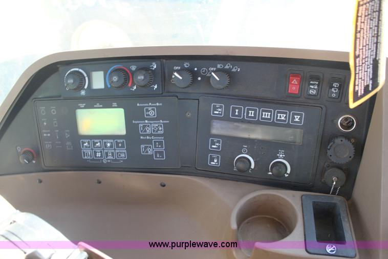 image for item F3485 2002 John Deere 8420 MFWD tractor