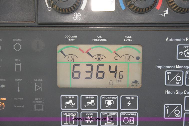 image for item F3485 2002 John Deere 8420 MFWD tractor