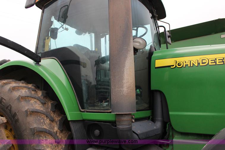 image for item F3485 2002 John Deere 8420 MFWD tractor