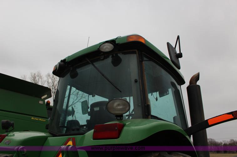 image for item F3485 2002 John Deere 8420 MFWD tractor