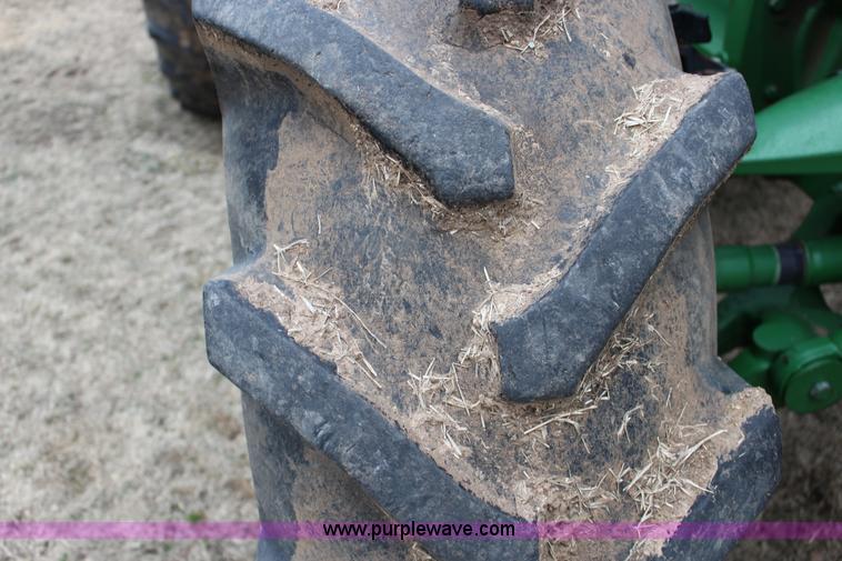 image for item F3485 2002 John Deere 8420 MFWD tractor