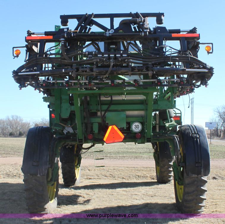 image for item F3486 2008 John Deere 4830 self-propelled sprayer