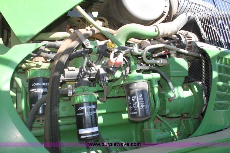 image for item F3486 2008 John Deere 4830 self-propelled sprayer