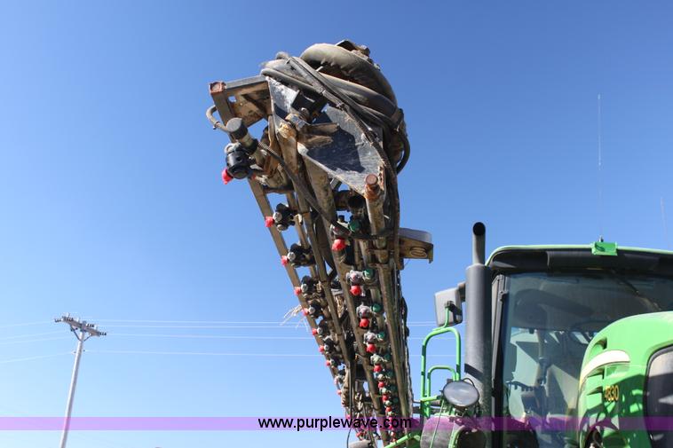 image for item F3486 2008 John Deere 4830 self-propelled sprayer
