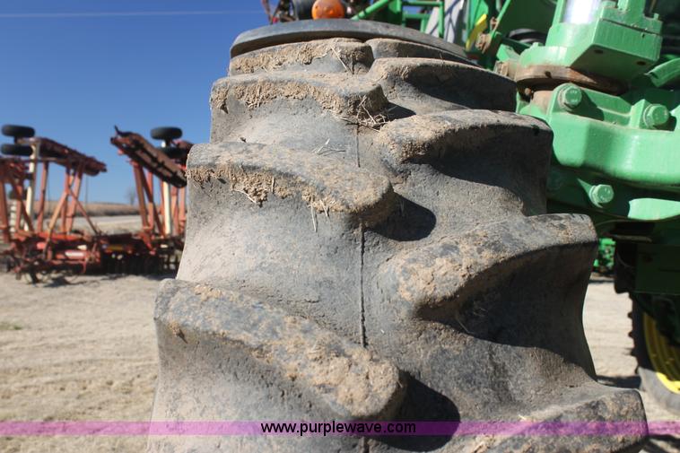 image for item F3486 2008 John Deere 4830 self-propelled sprayer