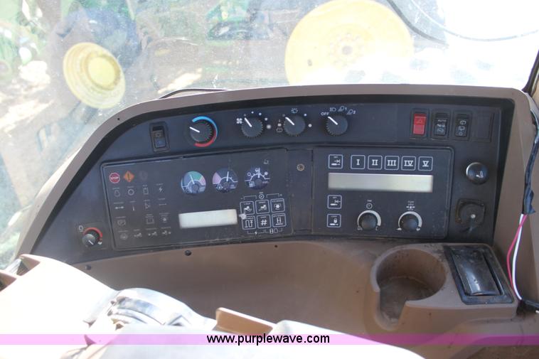 image for item F3487 1997 John Deere 8400 MFWD tractor