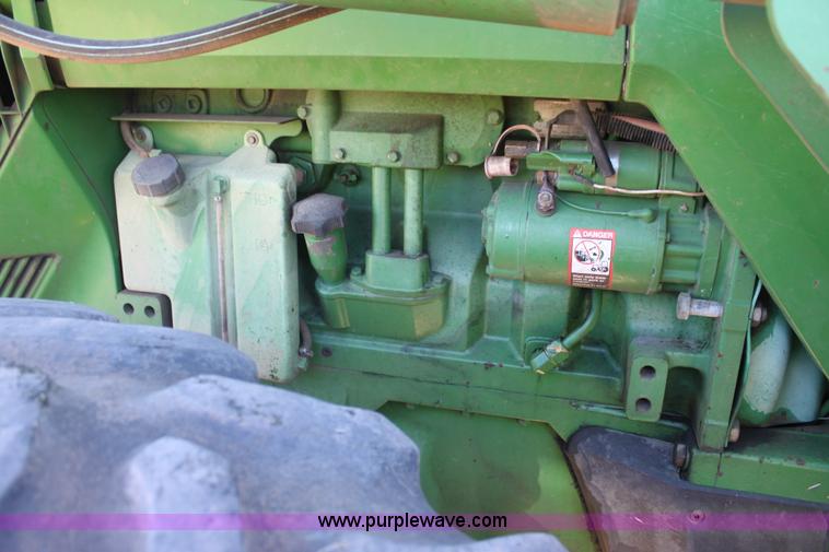 image for item F3487 1997 John Deere 8400 MFWD tractor