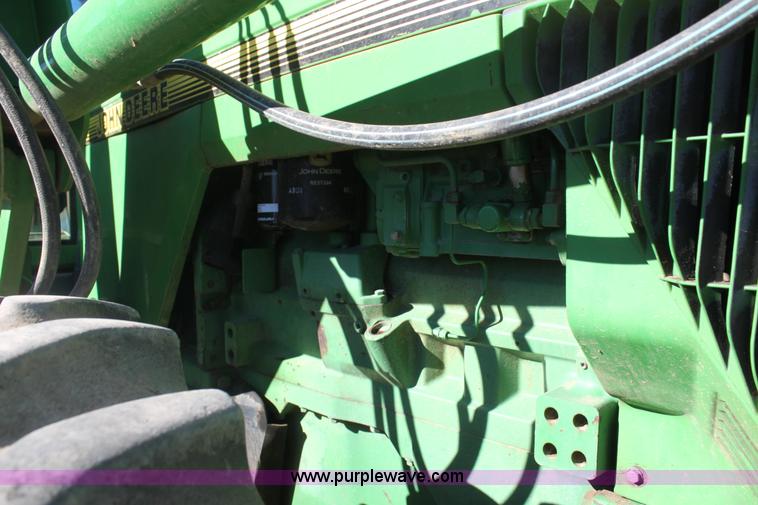 image for item F3487 1997 John Deere 8400 MFWD tractor