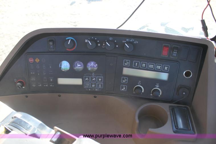 image for item F3488 1998 John Deere 8100 MFWD tractor