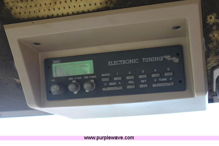 image for item F3488 1998 John Deere 8100 MFWD tractor