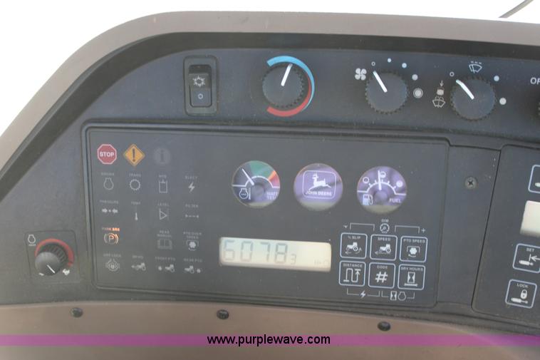 image for item F3488 1998 John Deere 8100 MFWD tractor