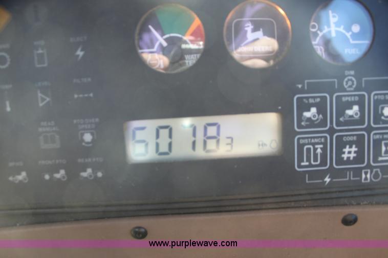 image for item F3488 1998 John Deere 8100 MFWD tractor