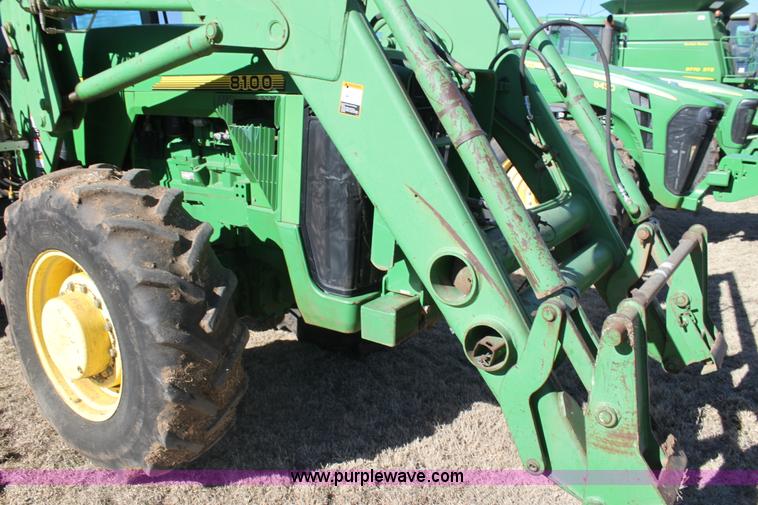 image for item F3488 1998 John Deere 8100 MFWD tractor