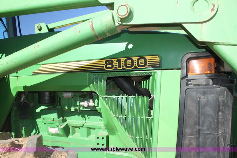 image for item F3488 1998 John Deere 8100 MFWD tractor