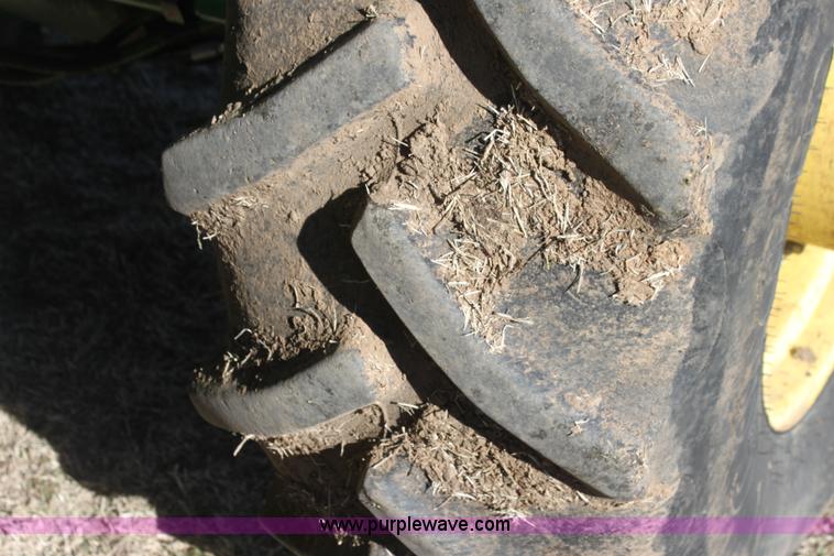 image for item F3488 1998 John Deere 8100 MFWD tractor