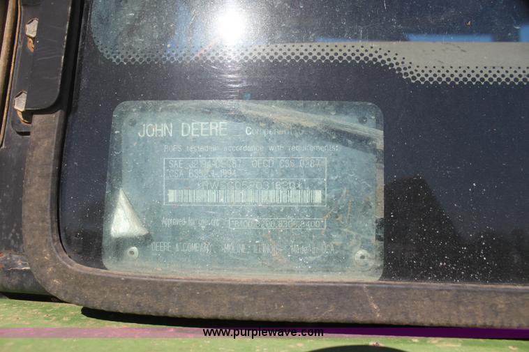 image for item F3488 1998 John Deere 8100 MFWD tractor