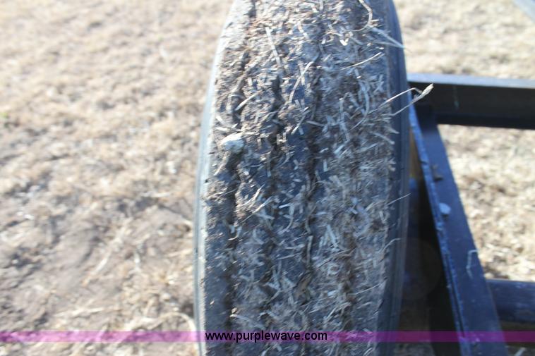 image for item F3490 2003 Bullmobile SLR 30' header trailer