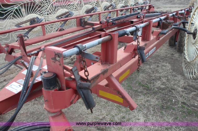 image for item F3491 2009 H&S BF16 bi-fold rake