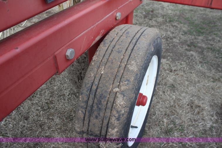 image for item F3491 2009 H&S BF16 bi-fold rake