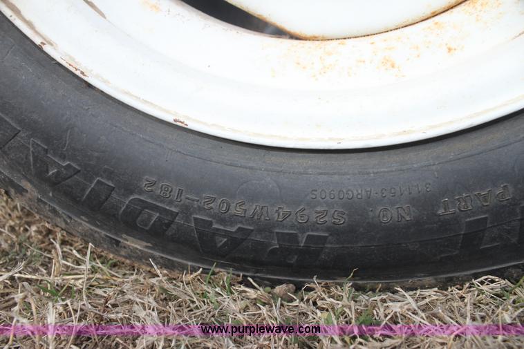 image for item F3491 2009 H&S BF16 bi-fold rake