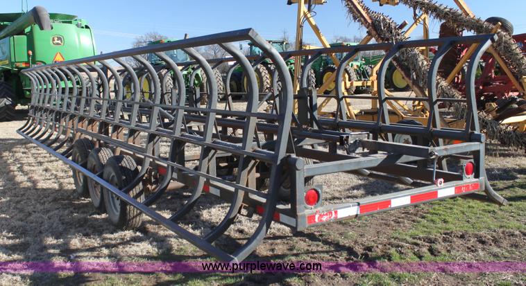 image for item F3494 2007 Pride of the Prairie dual inline bale trailer