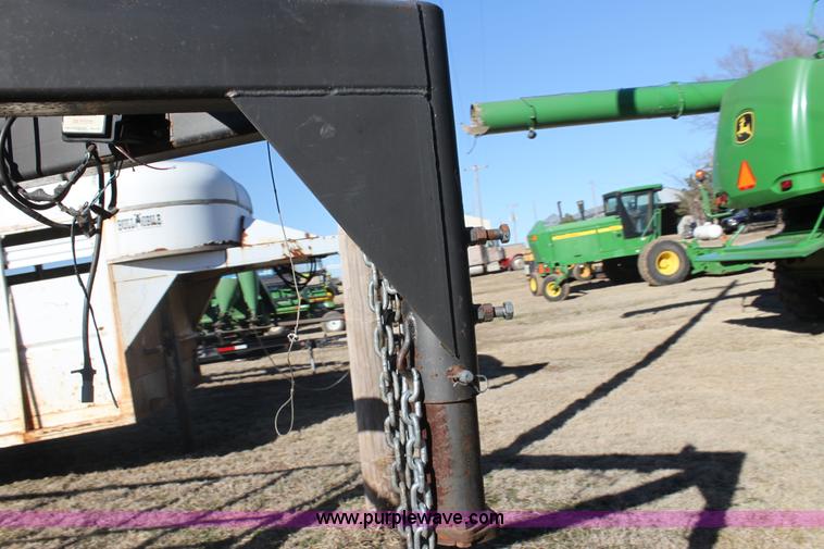 image for item F3494 2007 Pride of the Prairie dual inline bale trailer