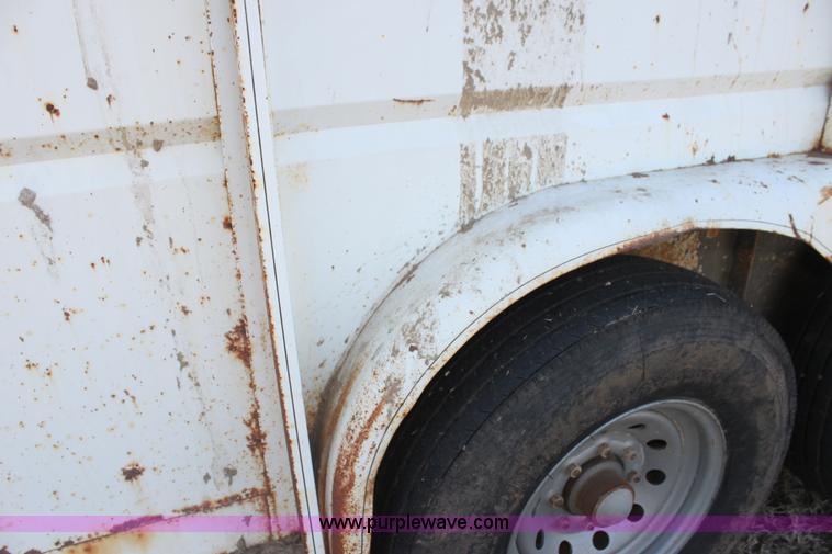 image for item F3495 1990 Bullmobile livestock trailer