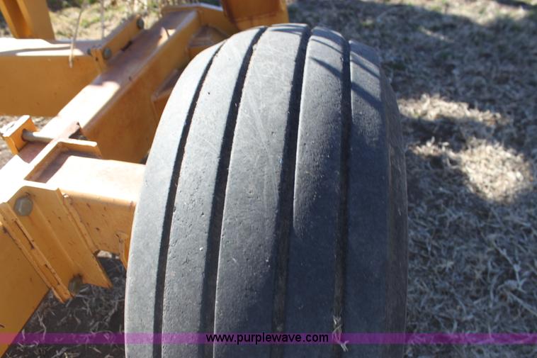 image for item F3497 2005 Phillips 4305A 43' rotary harrow