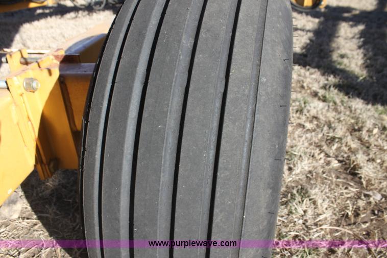 image for item F3497 2005 Phillips 4305A 43' rotary harrow