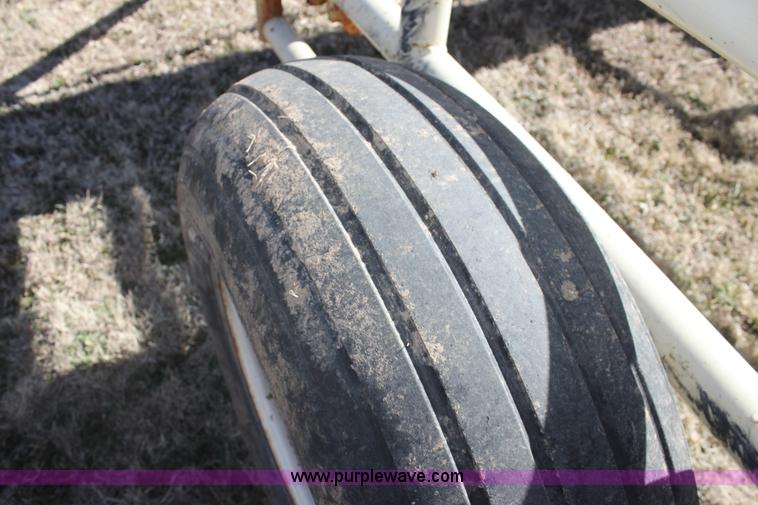 image for item F3500 Wilson wheel corral portable pens