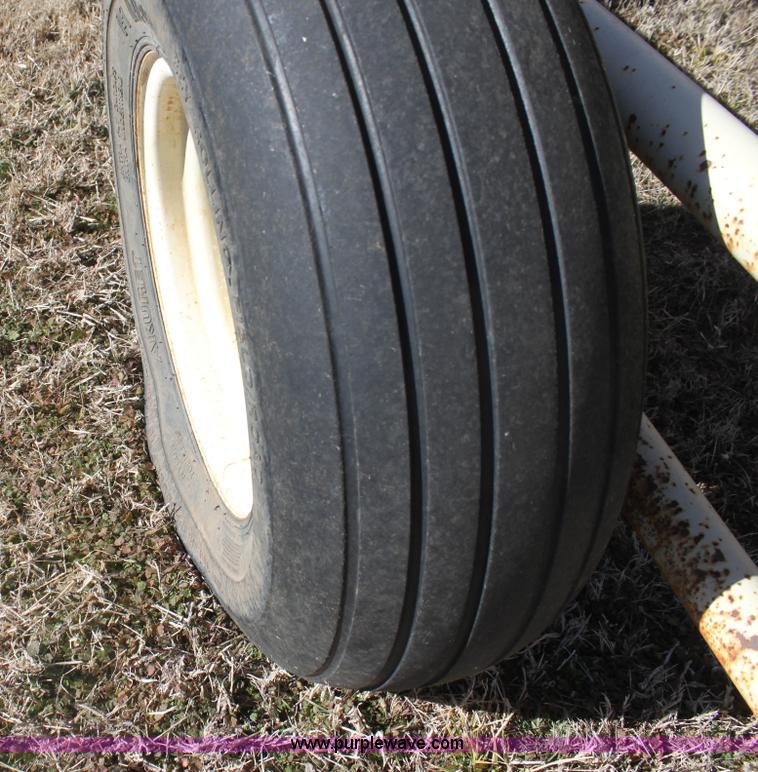 image for item F3500 Wilson wheel corral portable pens