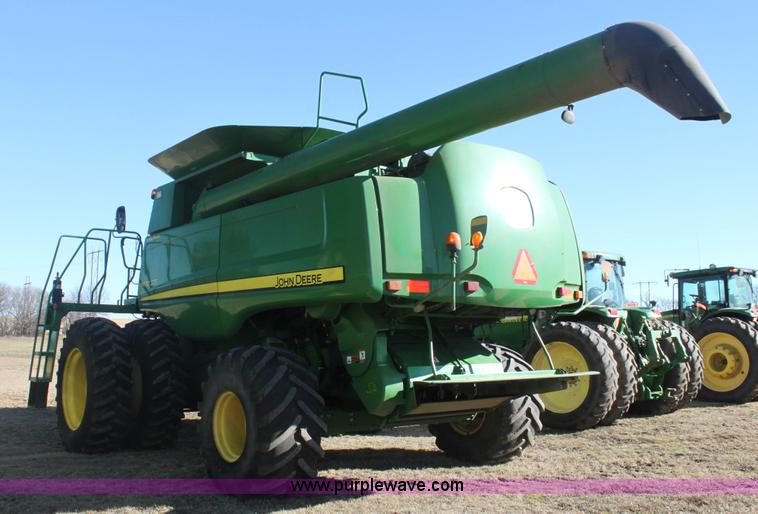 image for item L6500 2010 John Deere 9770 STS combine