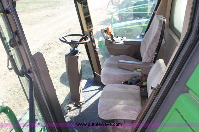 image for item L6500 2010 John Deere 9770 STS combine