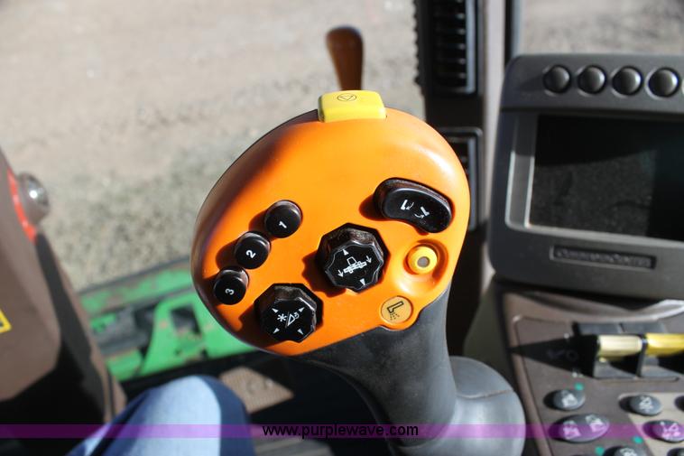 image for item L6500 2010 John Deere 9770 STS combine