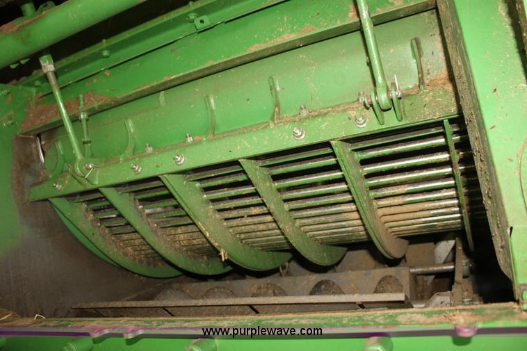 image for item L6500 2010 John Deere 9770 STS combine