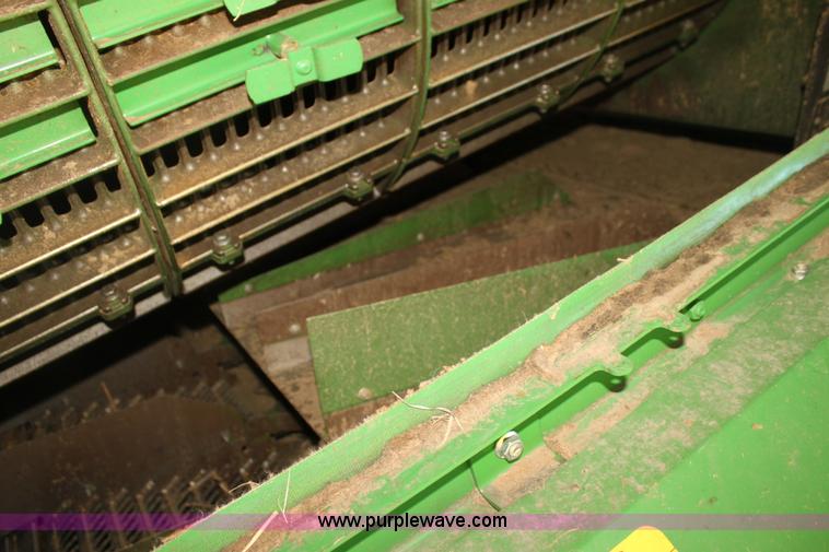 image for item L6500 2010 John Deere 9770 STS combine