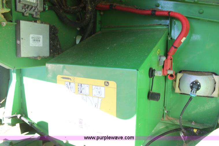 image for item L6500 2010 John Deere 9770 STS combine