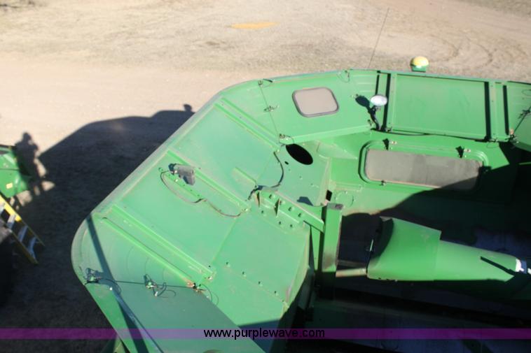 image for item L6500 2010 John Deere 9770 STS combine