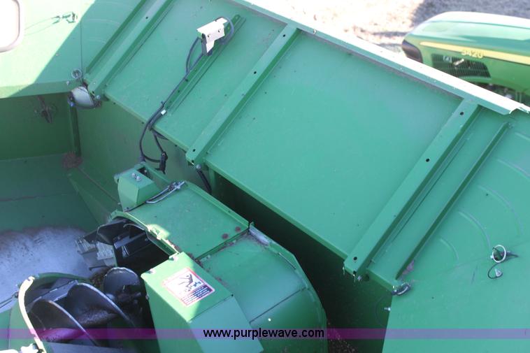 image for item L6500 2010 John Deere 9770 STS combine