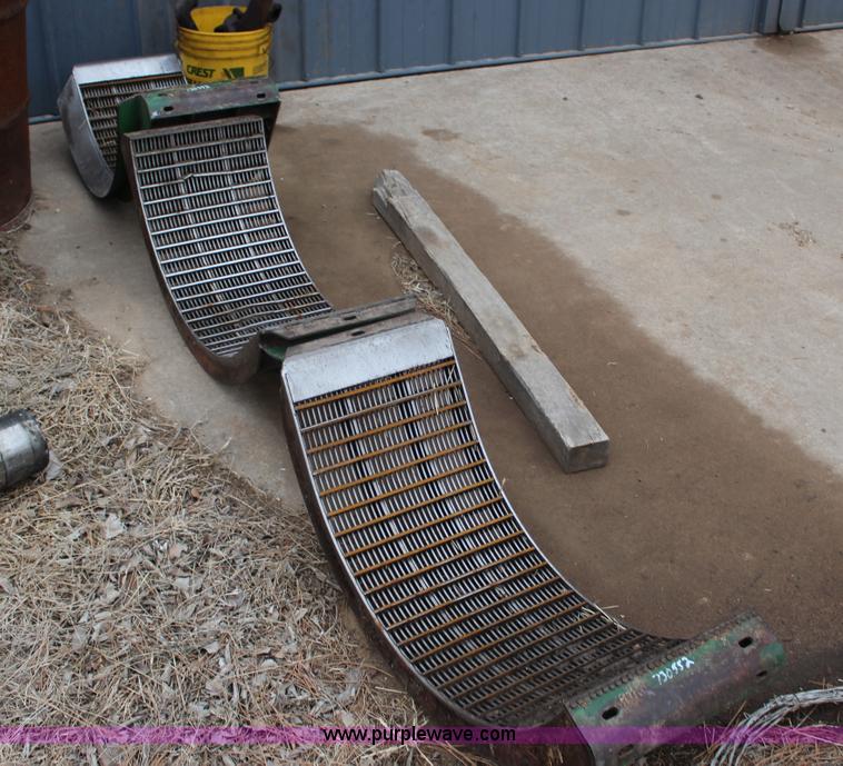 image for item L6500 2010 John Deere 9770 STS combine