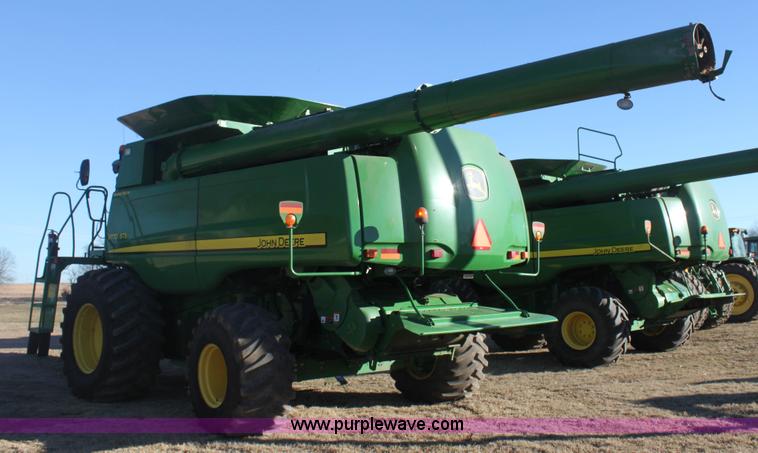 image for item L6501 2011 John Deere 9770 STS combine