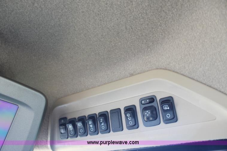 image for item L6501 2011 John Deere 9770 STS combine