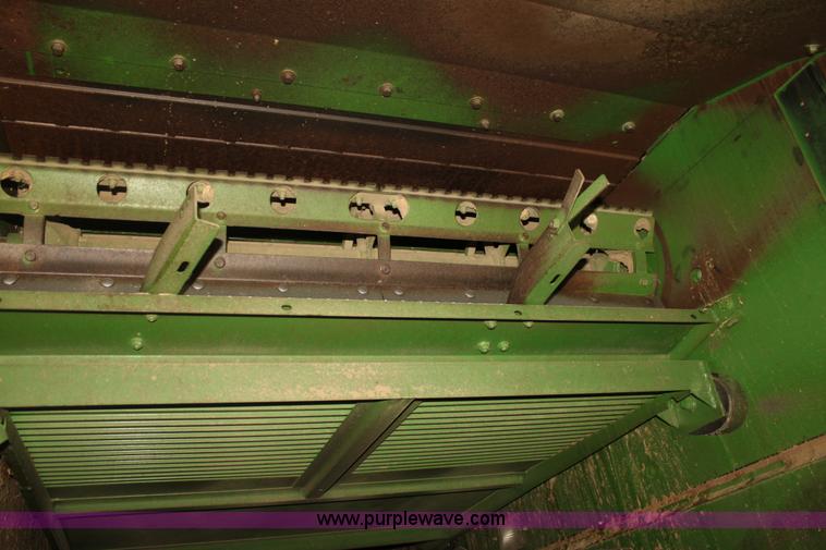 image for item L6501 2011 John Deere 9770 STS combine