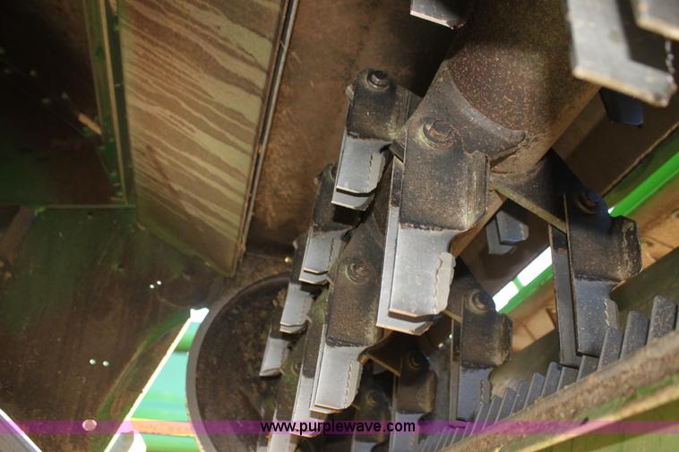 image for item L6501 2011 John Deere 9770 STS combine