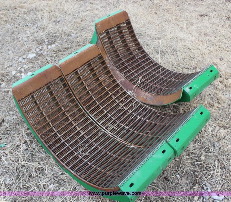 image for item L6501 2011 John Deere 9770 STS combine