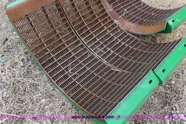 image for item L6501 2011 John Deere 9770 STS combine