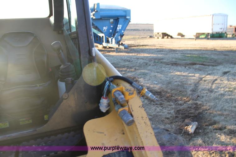 image for item L6503 2006 Caterpillar 236B skid steer