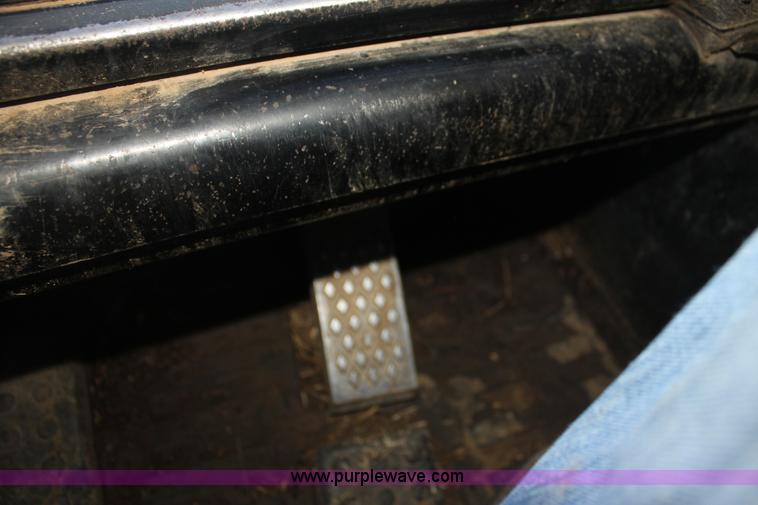 image for item L6503 2006 Caterpillar 236B skid steer