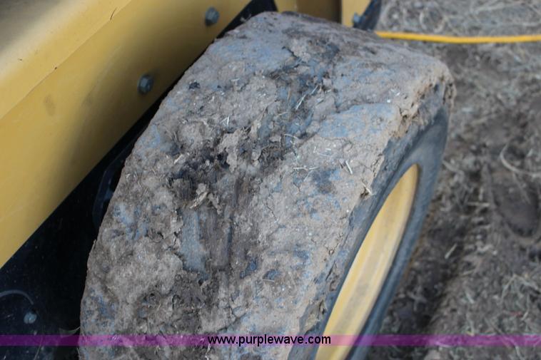image for item L6503 2006 Caterpillar 236B skid steer