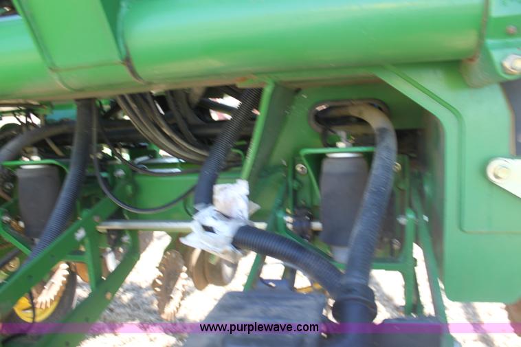 image for item L6504 2010 John Deere 1790 split row planter
